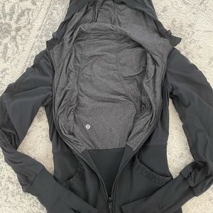 Lululemon reversible lightweight running jacket